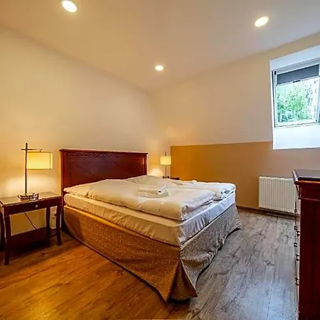Mandát Hotel Hradistko (Prague-West)